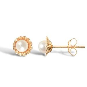 JES297 | 9ct yellow gold crimped edged flower stud earrings with inset pearl